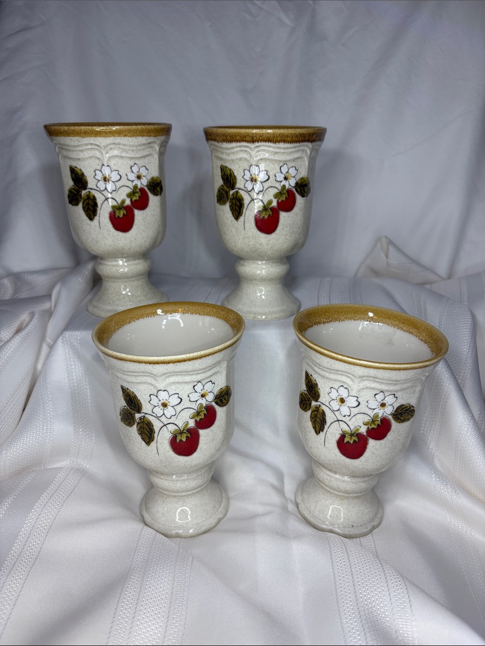 Vintage Mikasa Strawberry Festival Ceramic Wine Goblets Set of 4 Pattern EB 801